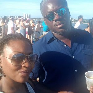 Meet your Posher, Adrienne